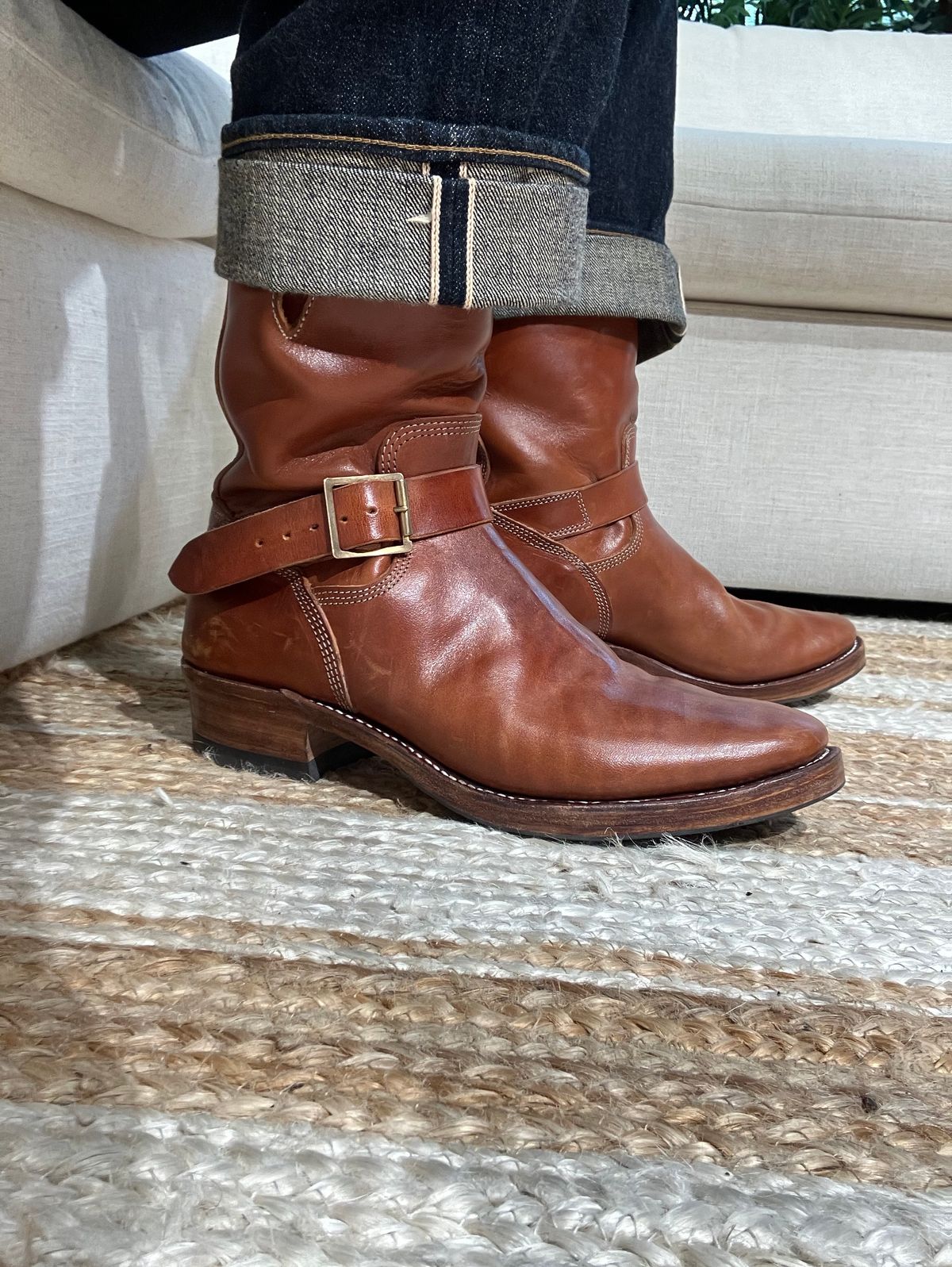 Photo by ceekayyeo on October 9, 2023 of the Raland Bootmaker Engineer Boot in Tarnsjo Garveri Vegetable Tanned Horsehide.