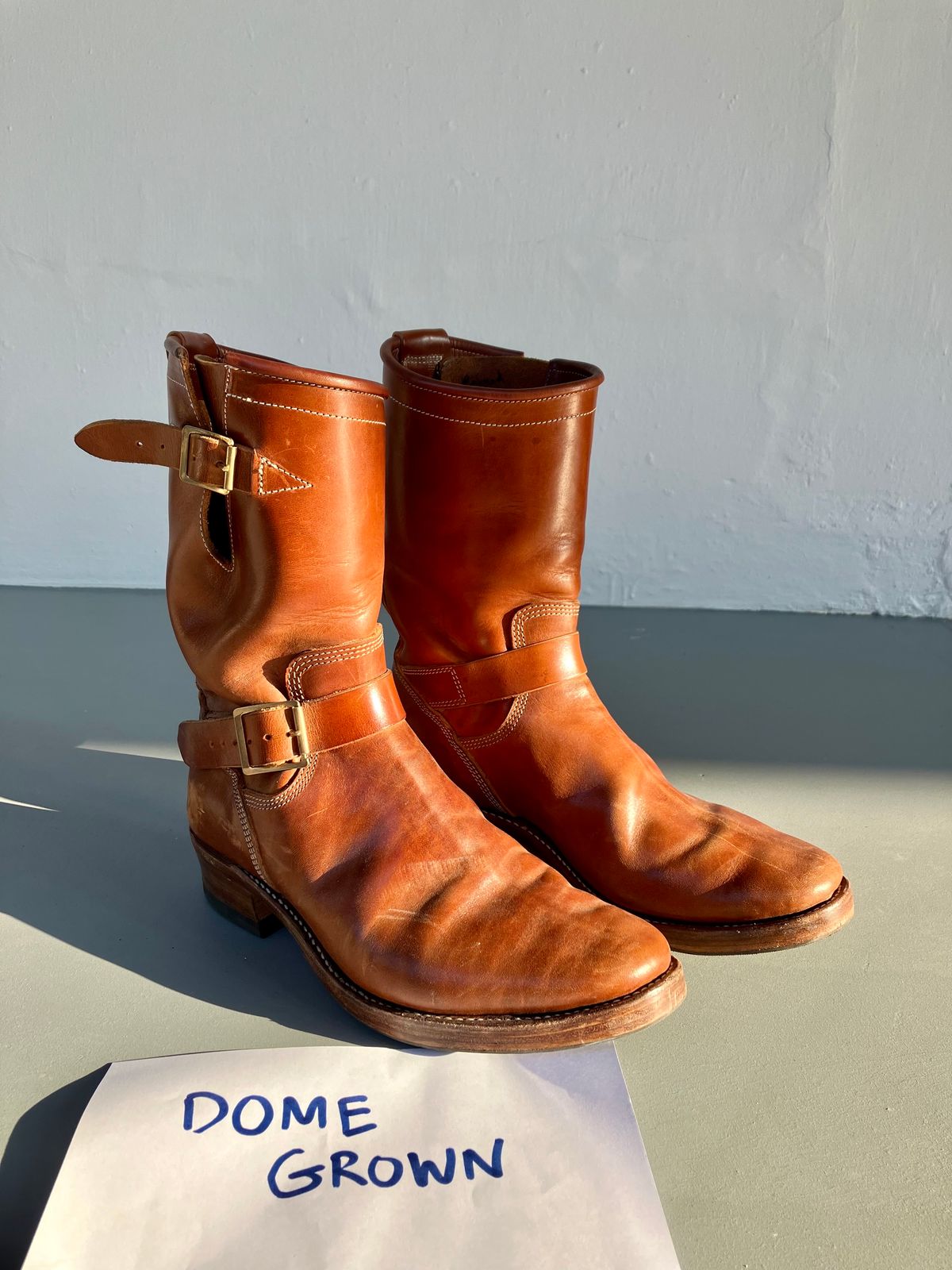 Photo by ceekayyeo on November 3, 2023 of the Raland Bootmaker Engineer Boot in Tarnsjo Garveri Vegetable Tanned Horsehide.