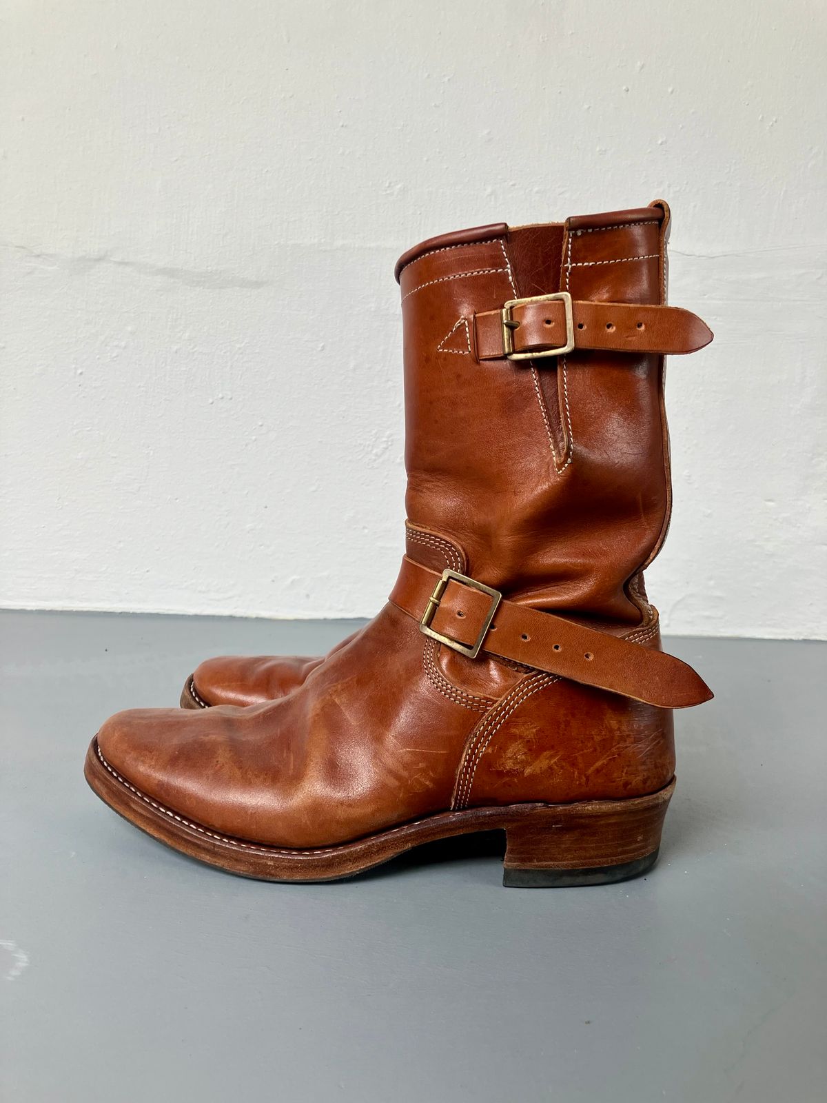 Photo by ceekayyeo on December 1, 2023 of the Raland Bootmaker Engineer Boot in Tarnsjo Garveri Vegetable Tanned Horsehide.