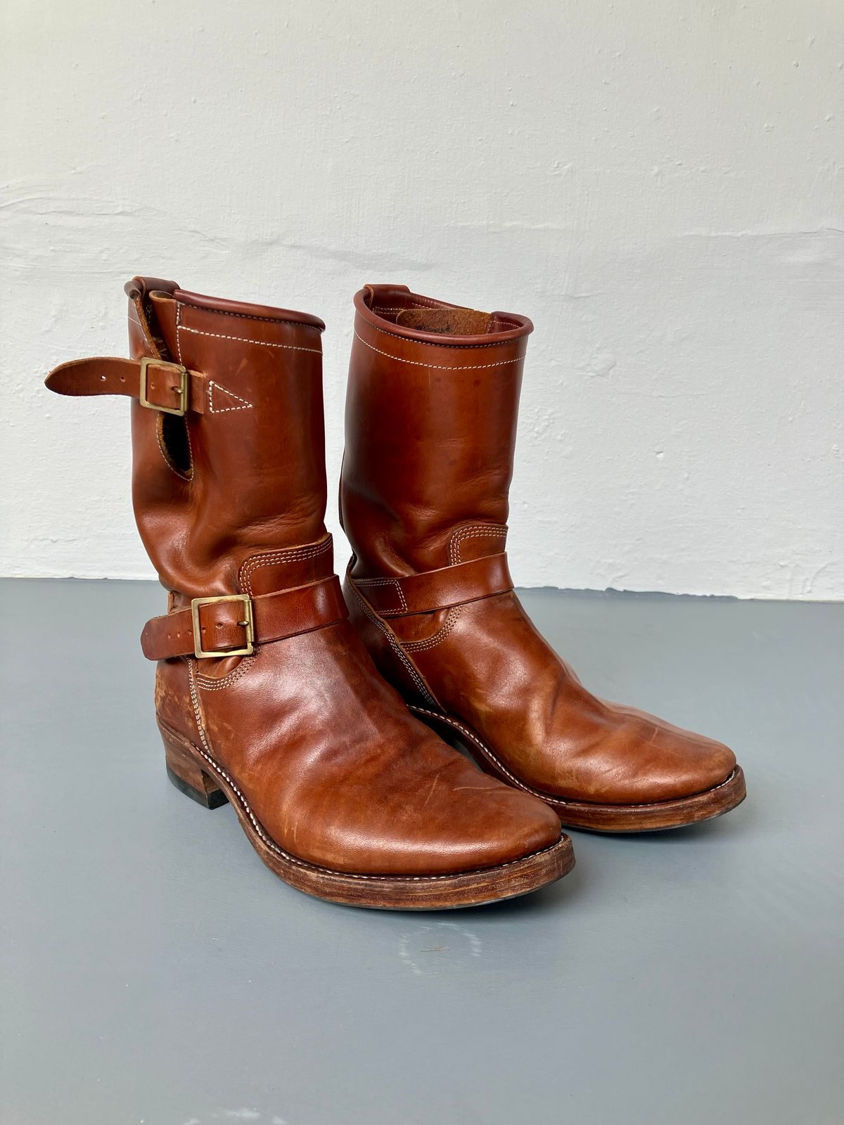 Photo by ceekayyeo on December 1, 2023 of the Raland Bootmaker Engineer Boot in Tarnsjo Garveri Vegetable Tanned Horsehide.