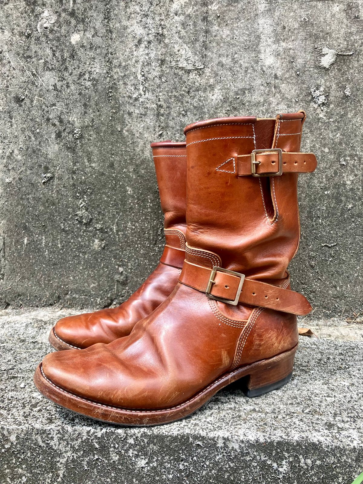 Photo by ceekayyeo on April 4, 2024 of the Raland Bootmaker Engineer Boot in Tarnsjo Garveri Vegetable Tanned Horsehide.