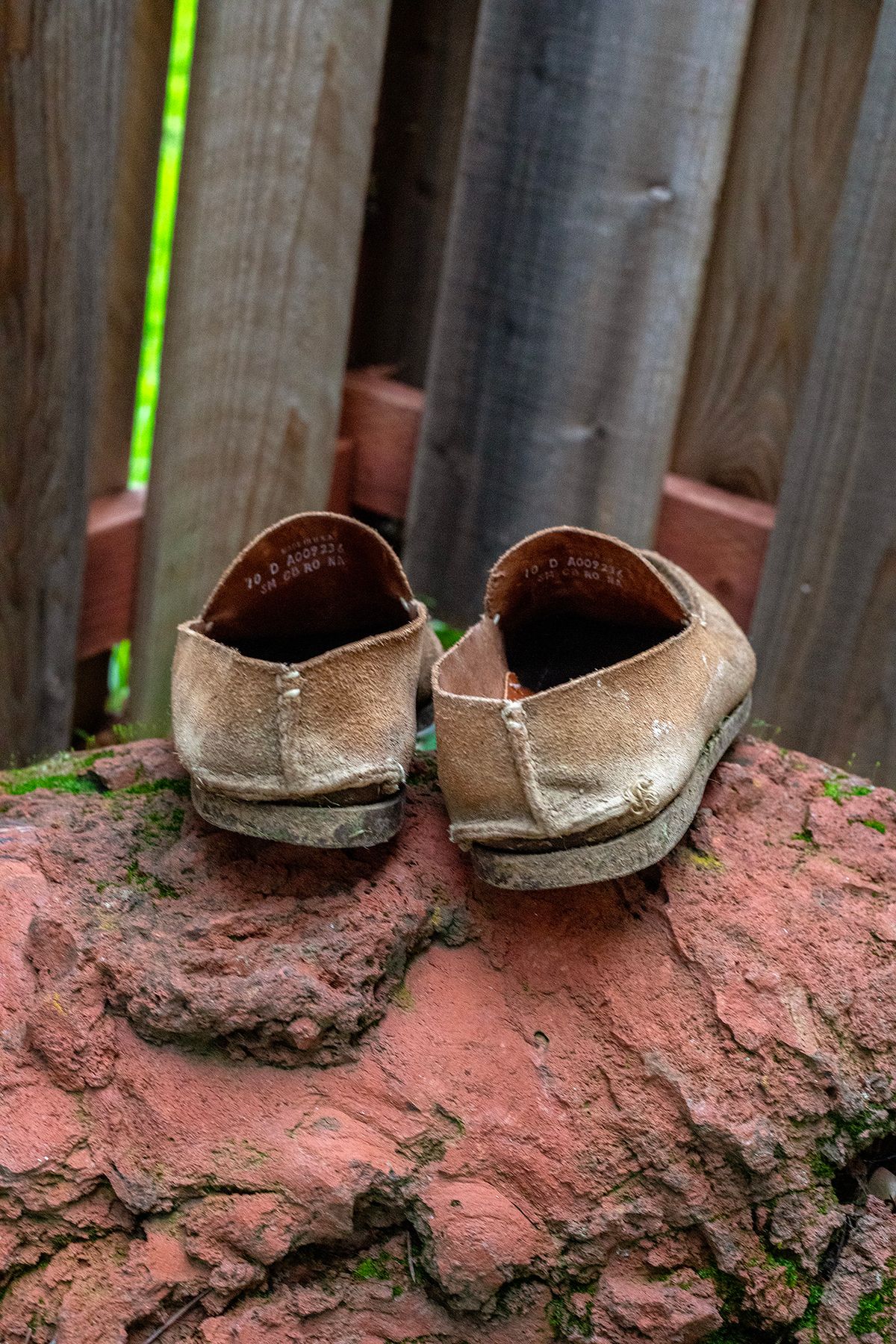 Photo by Frontinstein on February 1, 2024 of the Rancourt & Co. Bristol Venetian in Horween Marine Field Roughout.