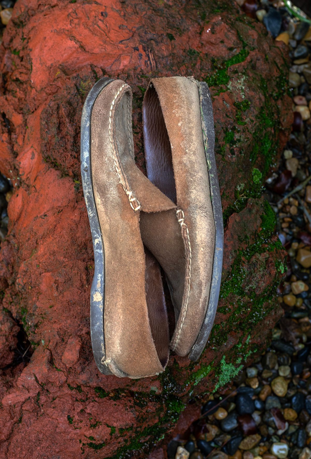 Photo by Frontinstein on March 5, 2024 of the Rancourt & Co. Bristol Venetian in Horween Marine Field Roughout.