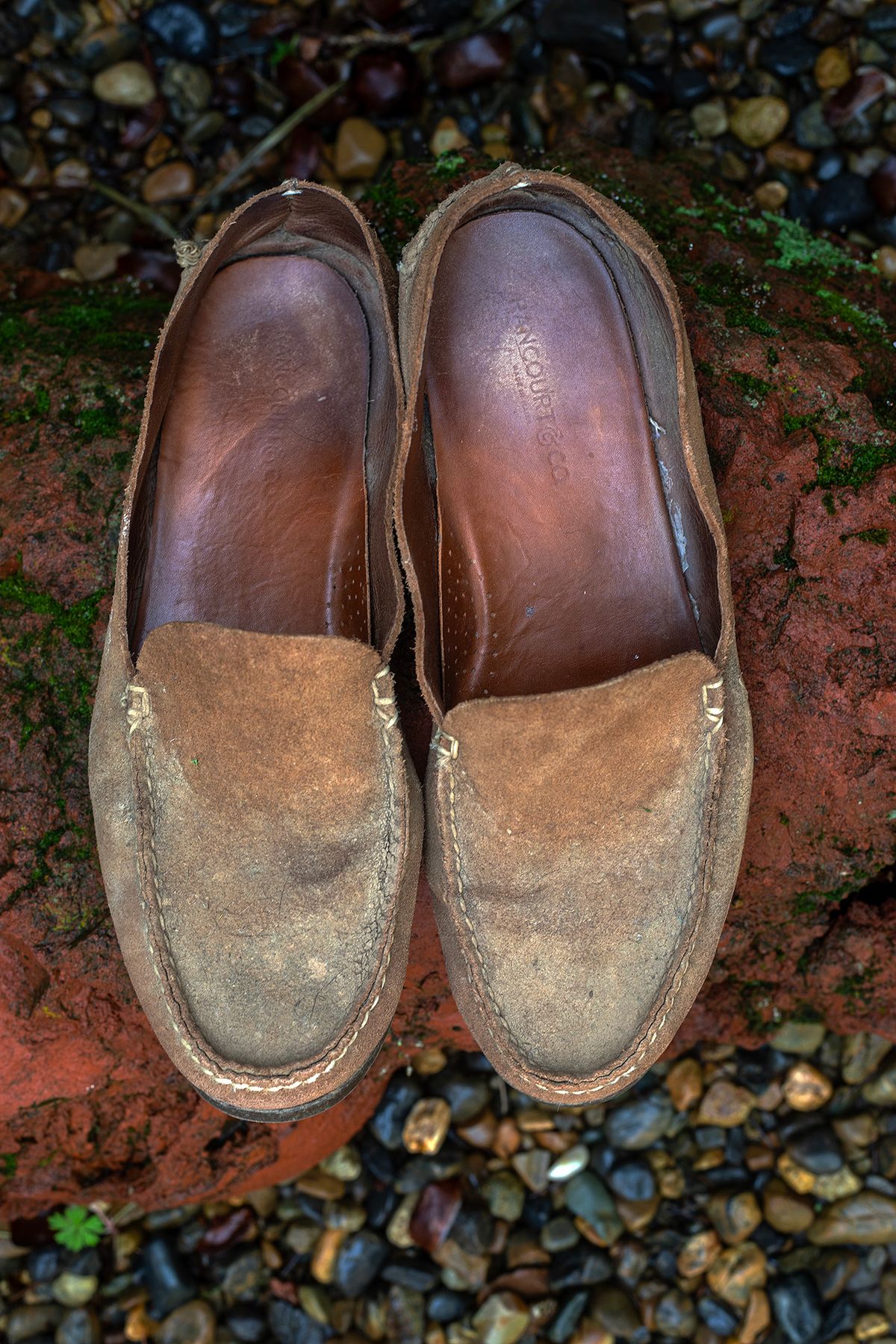 Photo by Frontinstein on March 5, 2024 of the Rancourt & Co. Bristol Venetian in Horween Marine Field Roughout.