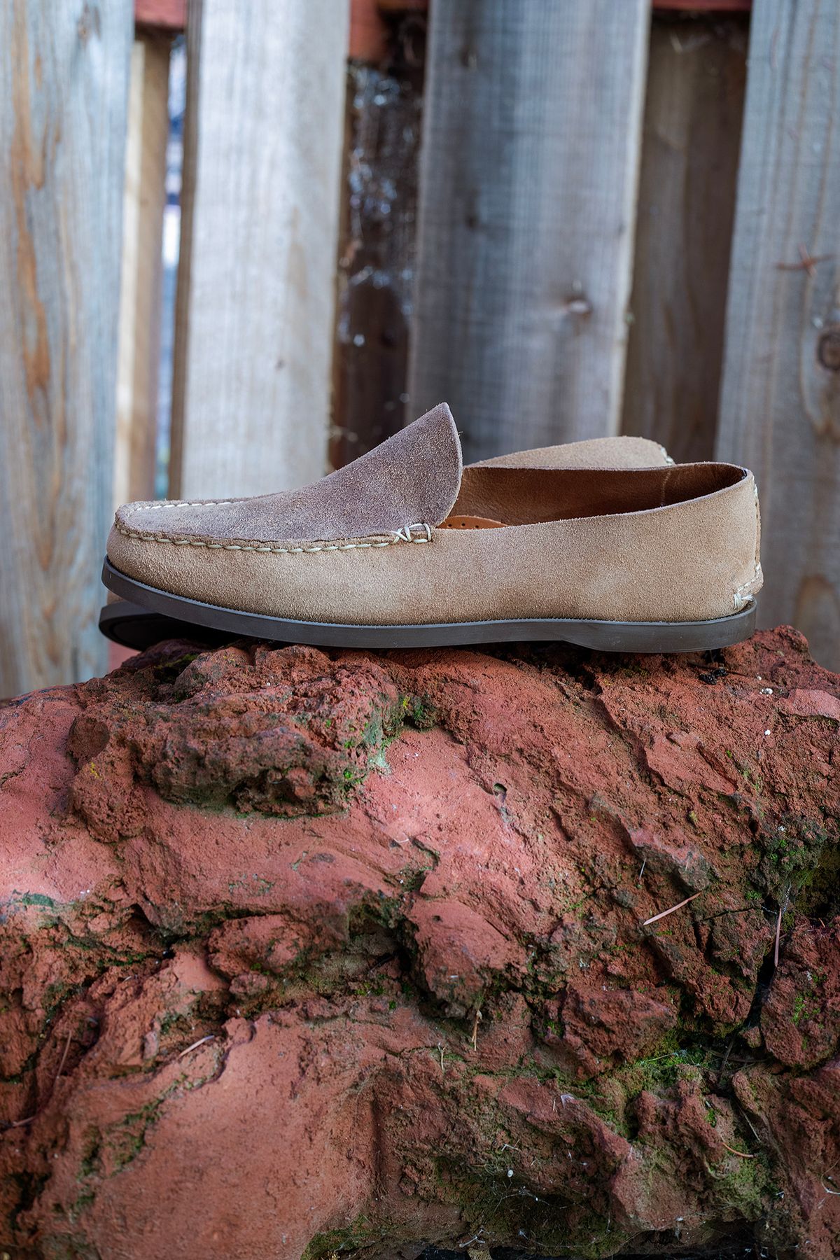 Photo by Frontinstein on October 1, 2023 of the Rancourt & Co. Bristol Venetian in Horween Marine Field Roughout.