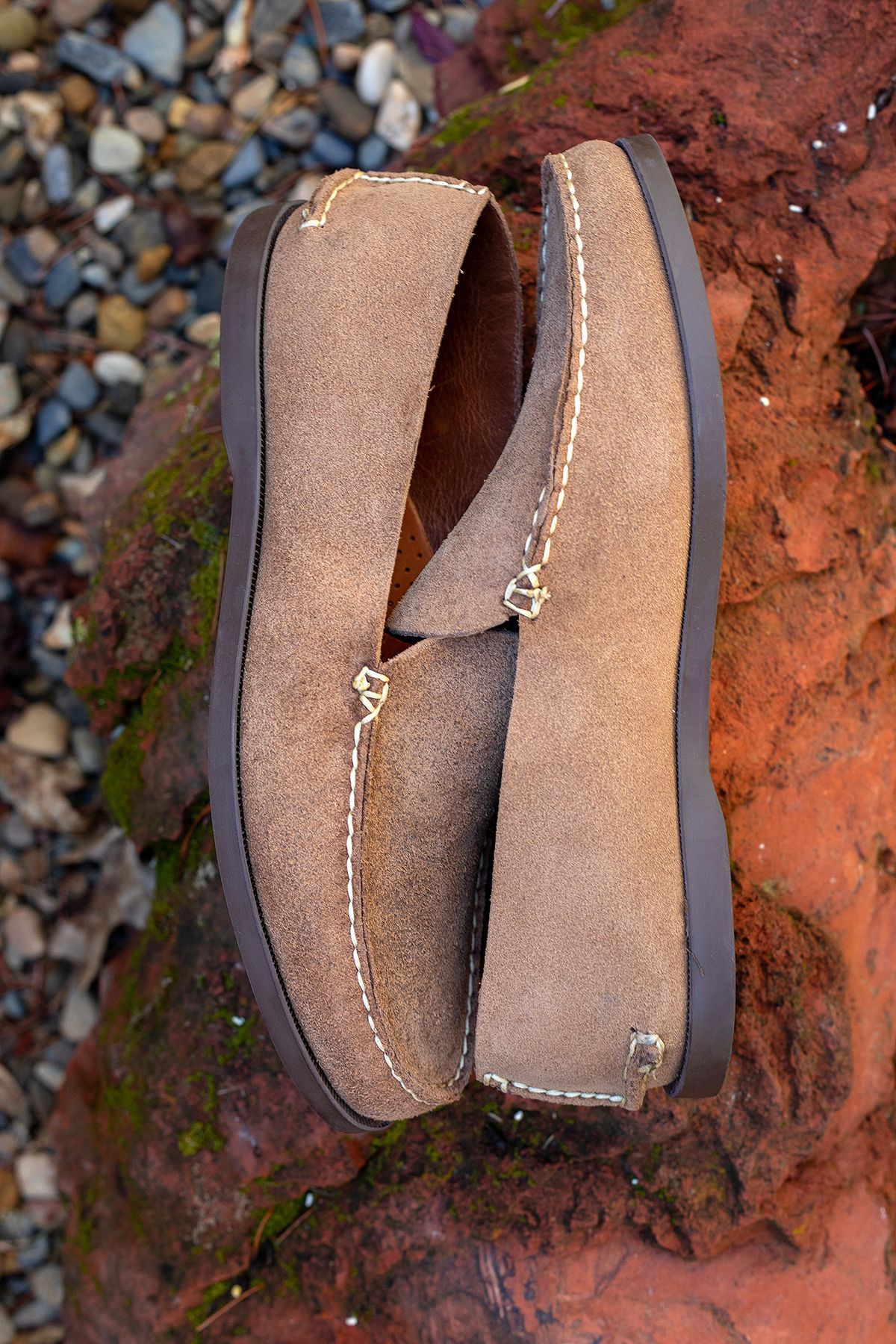 Photo by Frontinstein on October 1, 2023 of the Rancourt & Co. Bristol Venetian in Horween Marine Field Roughout.