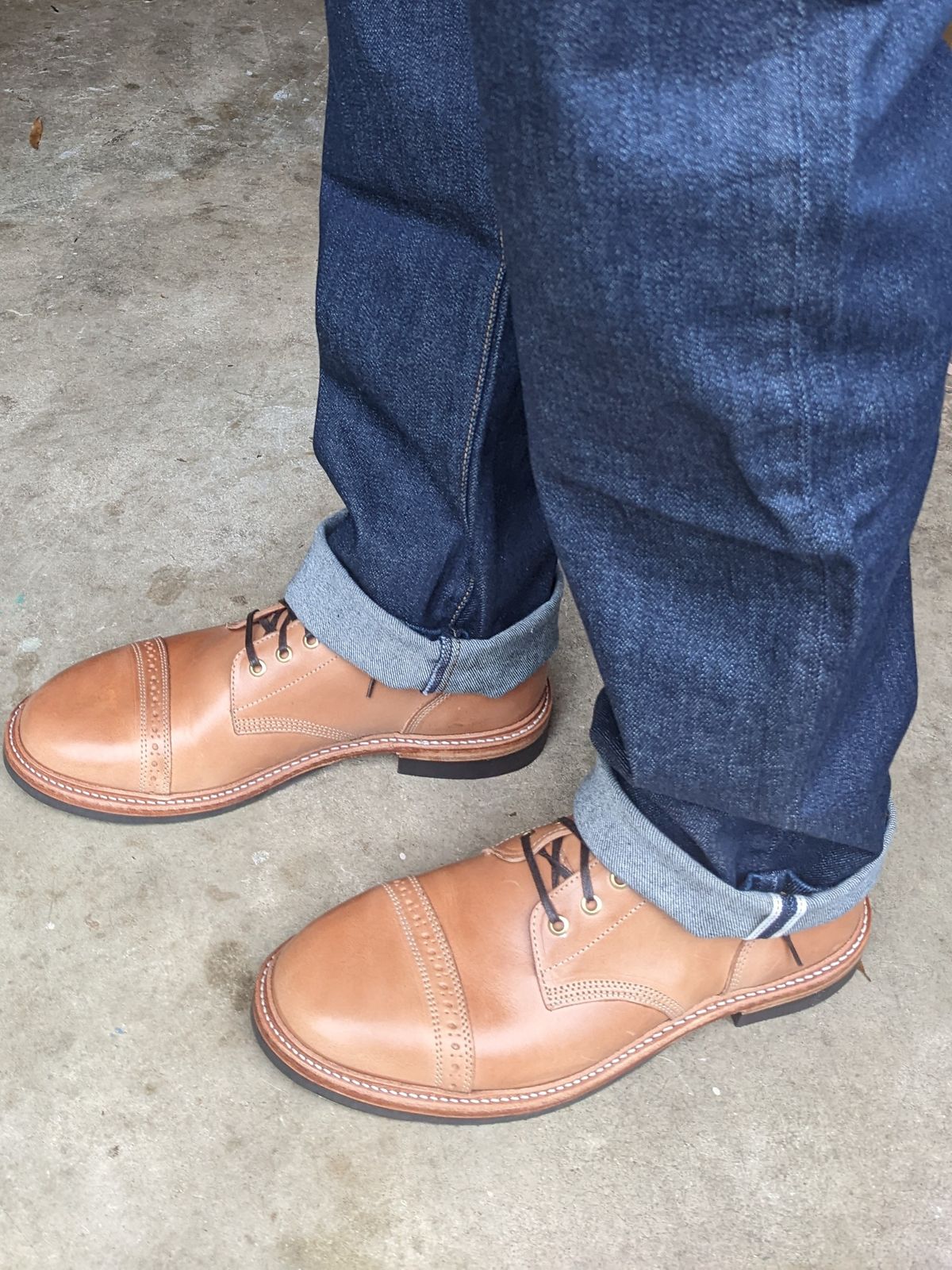Photo by boot.on.stump on October 1, 2022 of the Oak Street Bootmakers Field Boot in Maryam Natural Horsebutt.