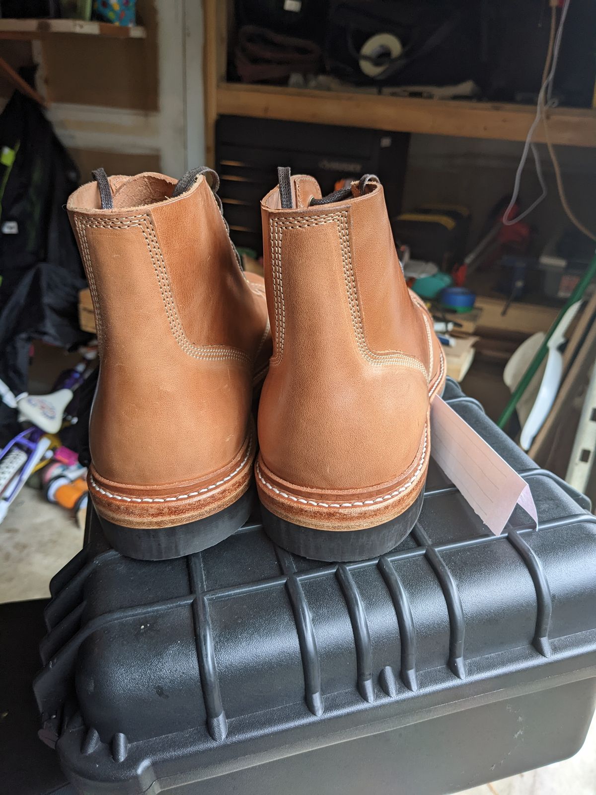 Photo by boot.on.stump on October 1, 2022 of the Oak Street Bootmakers Field Boot in Maryam Natural Horsebutt.