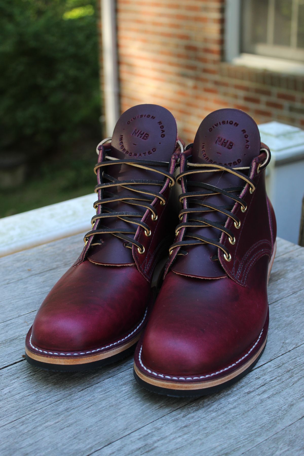 Photo by bars_grover23 on May 3, 2026 of the Nicks Custom Model in Nicks / Wickett & Craig Raspberry Double Stuffed.