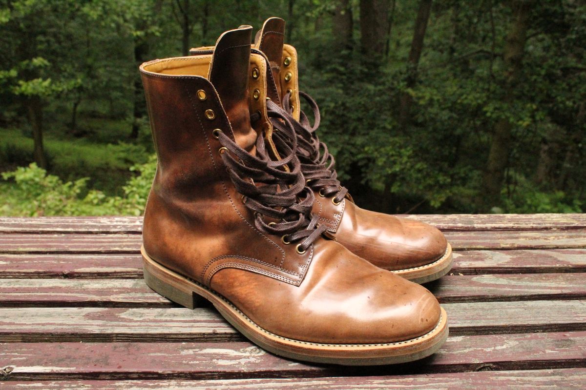 Photo by bars_grover23 on May 31, 2025 of the Sagara Sagara / Marine Dress Boots in Rocado Brown Marbled Shell Cordovan.