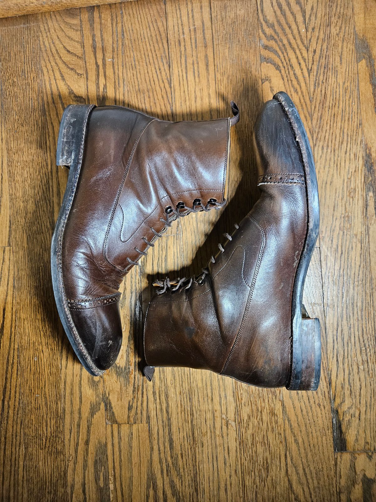 Photo by bars_grover23 on February 6, 2024 of the Beckett Simonon Elliot Balmoral Boots in Gruppo Mastrotto Brown Full-Grain Calfskin.