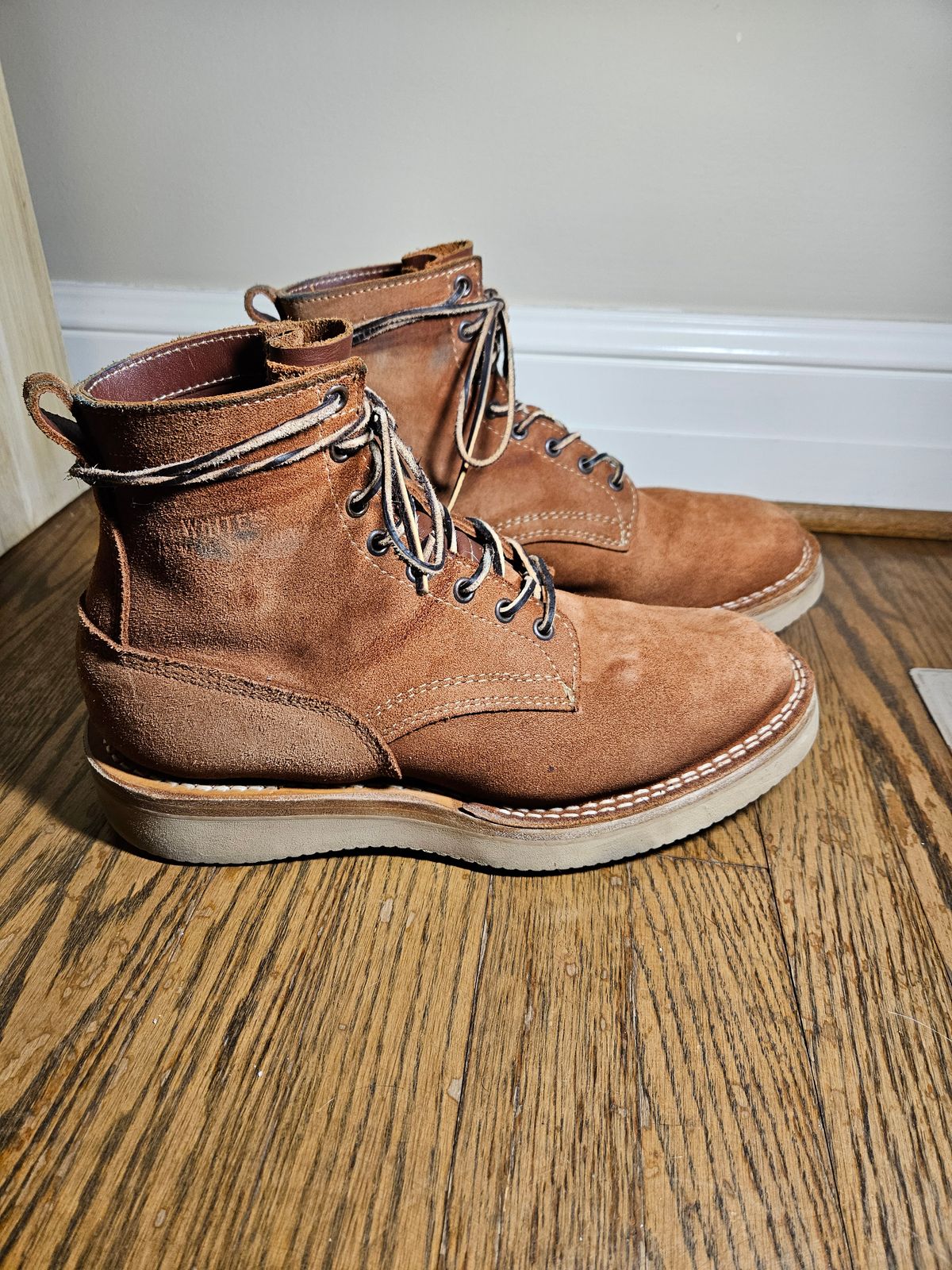 Photo by bars_grover23 on February 6, 2024 of the White's C350-CS in Seidel Red Dog Oil Tan Roughout.