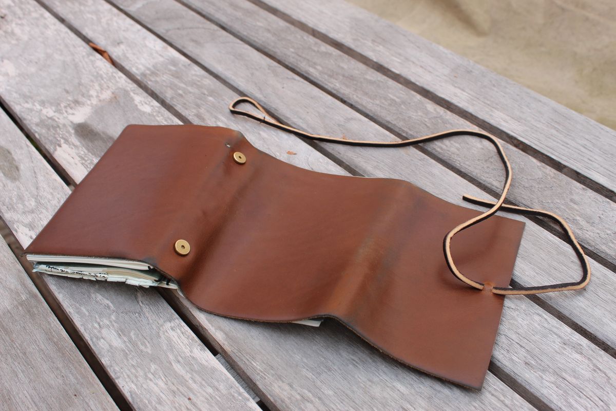 Photo by bars_grover23 on November 2, 2025 of the Self-Made Daily Driver Journal in Seidel Natural Double Shot & Horween Orange Predator.