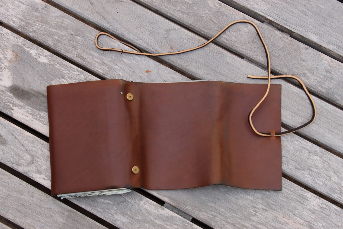 Photo by bars_grover23 on November 2, 2025 of the Self-Made Daily Driver Journal in Seidel Natural Double Shot & Horween Orange Predator.