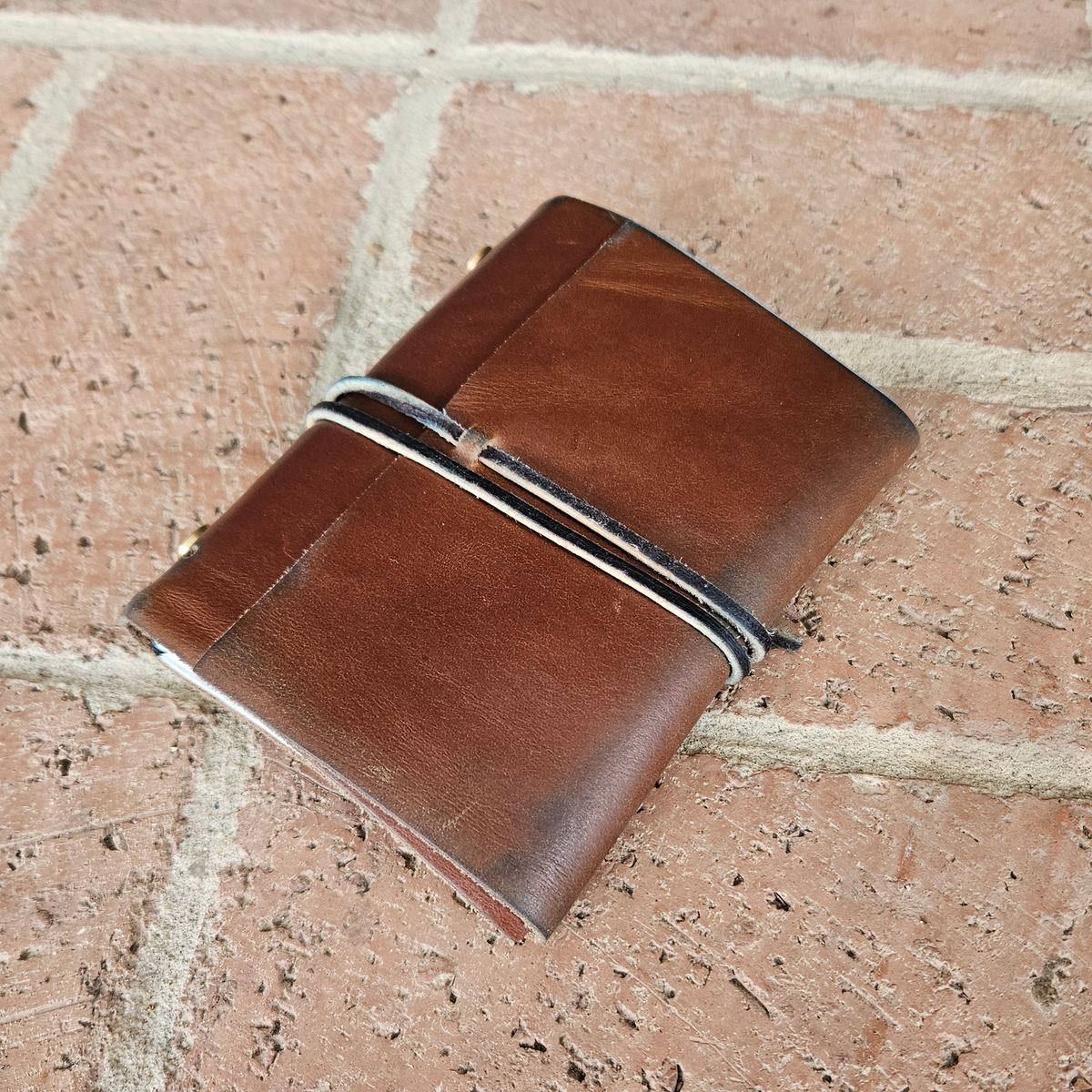 Photo by bars_grover23 on December 5, 2025 of the Self-Made Daily Driver Journal in Seidel Natural Double Shot & Horween Orange Predator.