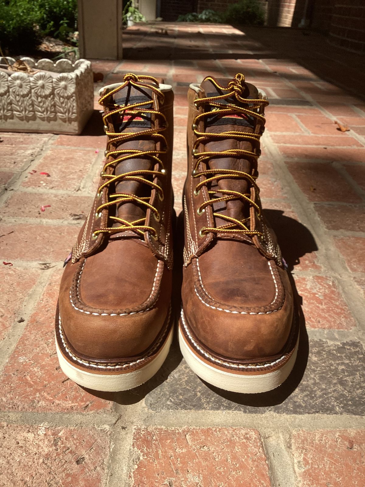 Photo by bars_grover23 on September 2, 2023 of the Thorogood American Heritage 6" Moc Toe in Seidel Trail Crazy Horse.