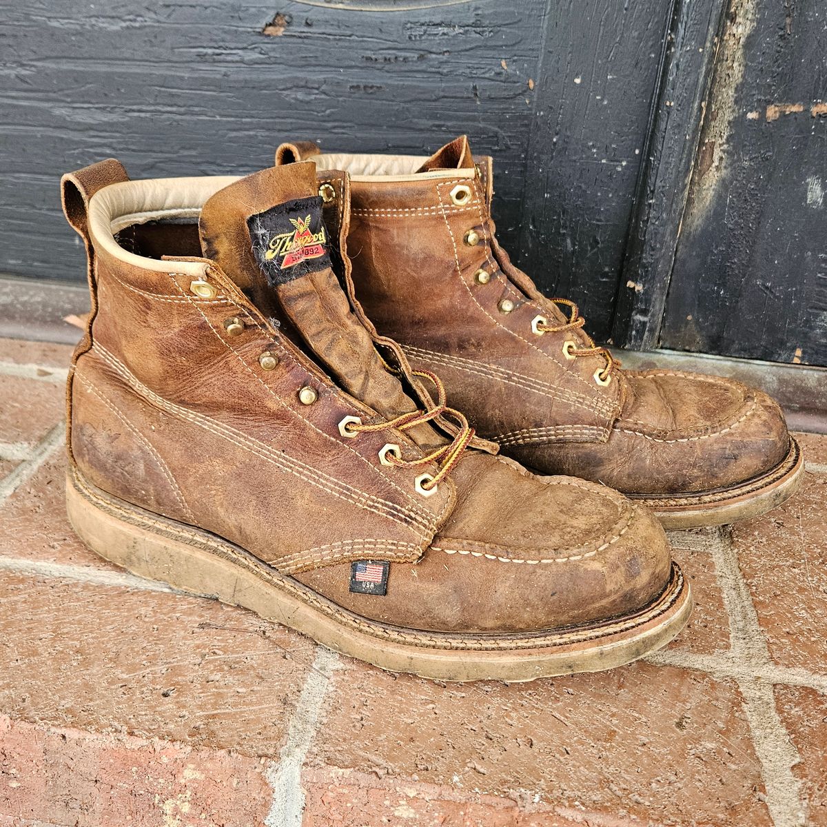 Photo by bars_grover23 on December 5, 2025 of the Thorogood American Heritage 6" Moc Toe in Seidel Trail Crazy Horse.