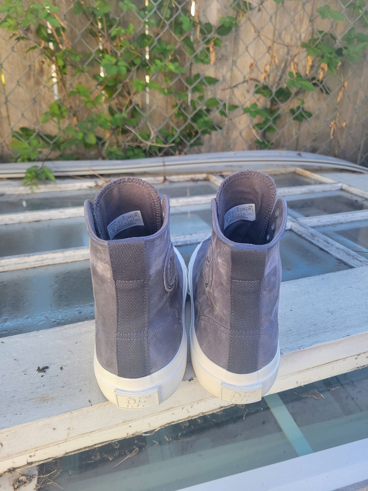 Photo by Post_Leako on October 1, 2023 of the PF Flyers Castlerock Suede in Unknown Leather.