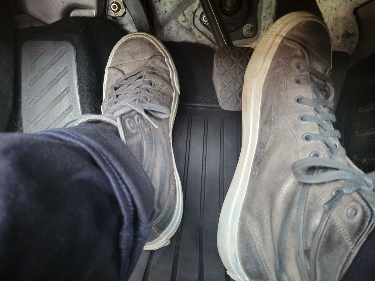 Photo by Post_Leako on January 1, 2024 of the PF Flyers Castlerock Suede in Unknown Leather.