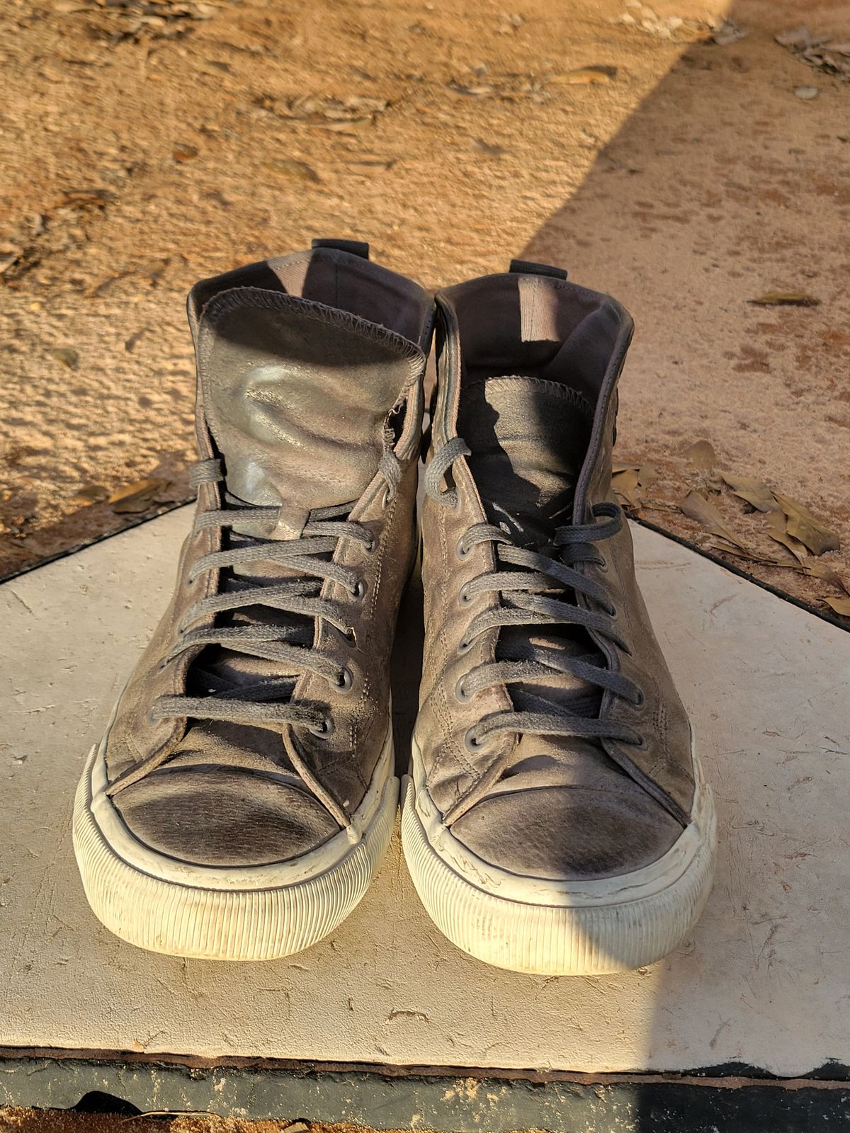 Photo by Post_Leako on February 5, 2024 of the PF Flyers Castlerock Suede in Unknown Leather.