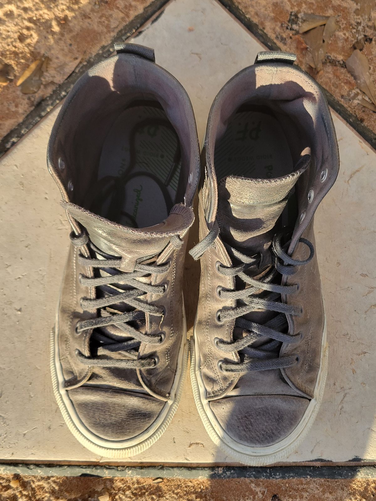 Photo by Post_Leako on February 5, 2024 of the PF Flyers Castlerock Suede in Unknown Leather.