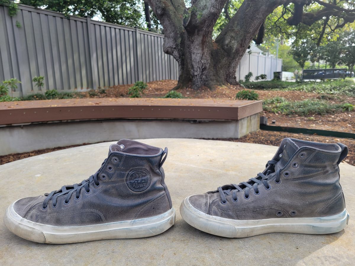 Photo by Post_Leako on April 4, 2024 of the PF Flyers Castlerock Suede in Unknown Leather.