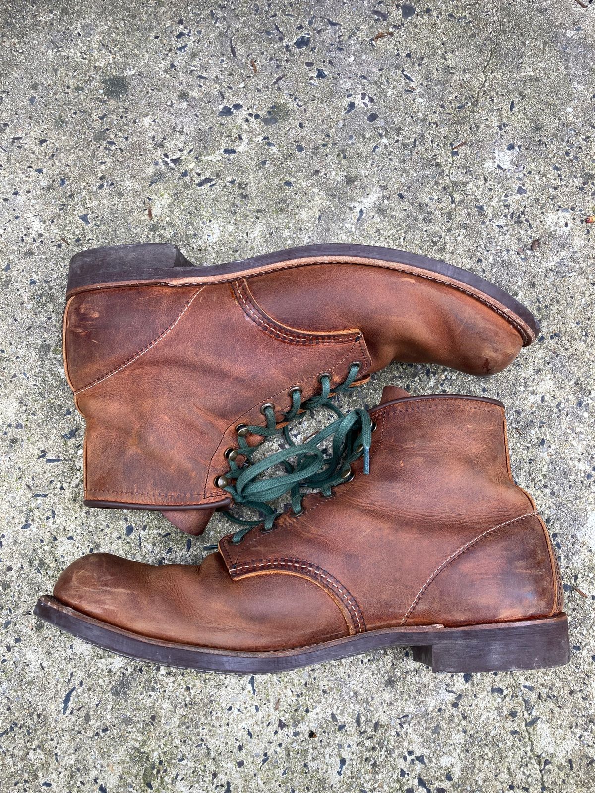 Photo by dandandan on March 4, 2023 of the Red Wing Blacksmith in S.B. Foot Copper Rough and Tough.