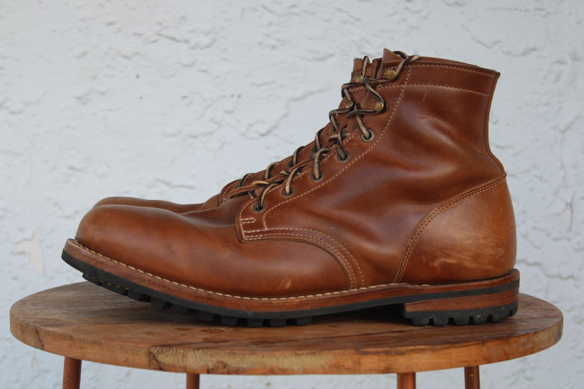 Photo by dandandan on November 2, 2025 of the Truman Plain Toe Boot in Sesame Doubleshot.