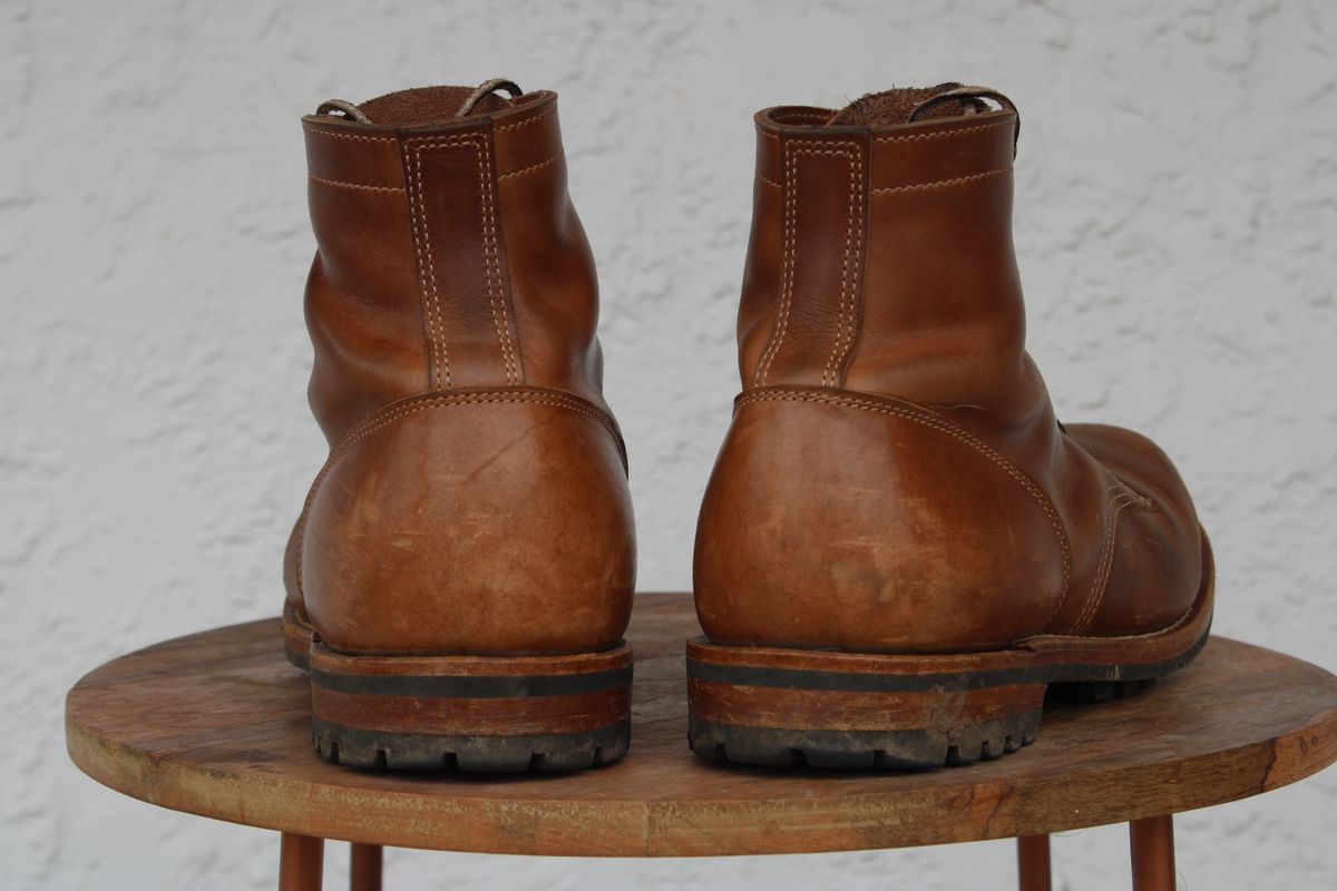 Photo by dandandan on November 30, 2025 of the Truman Plain Toe Boot in Sesame Doubleshot.