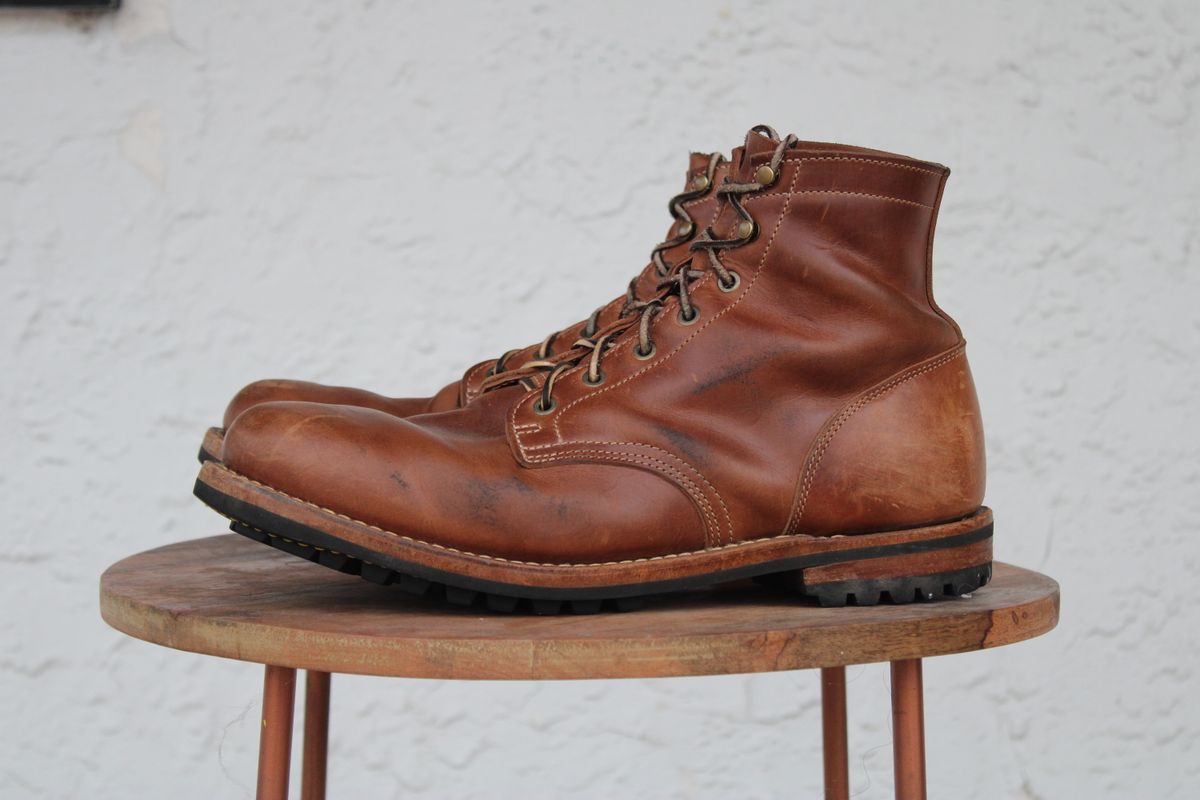 Photo by dandandan on January 3, 2026 of the Truman Plain Toe Boot in Sesame Doubleshot.