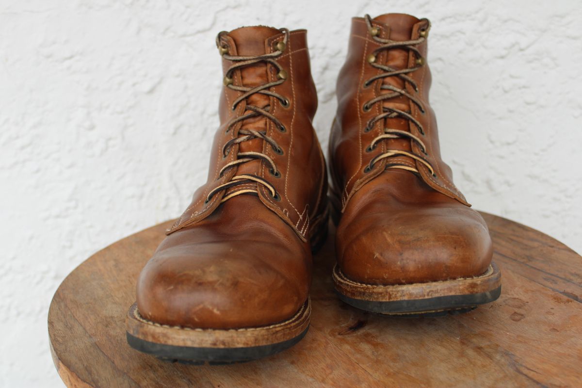 Photo by dandandan on April 5, 2026 of the Truman Plain Toe Boot in Sesame Doubleshot.