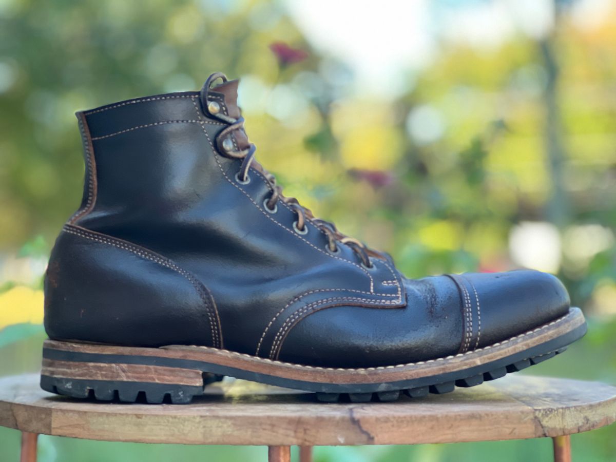 Photo by dandandan on October 4, 2025 of the Truman Cap Toe Boot in Horween Java Waxed Flesh.