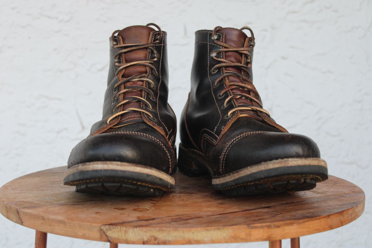 Photo by dandandan on November 2, 2025 of the Truman Cap Toe Boot in Horween Java Waxed Flesh.