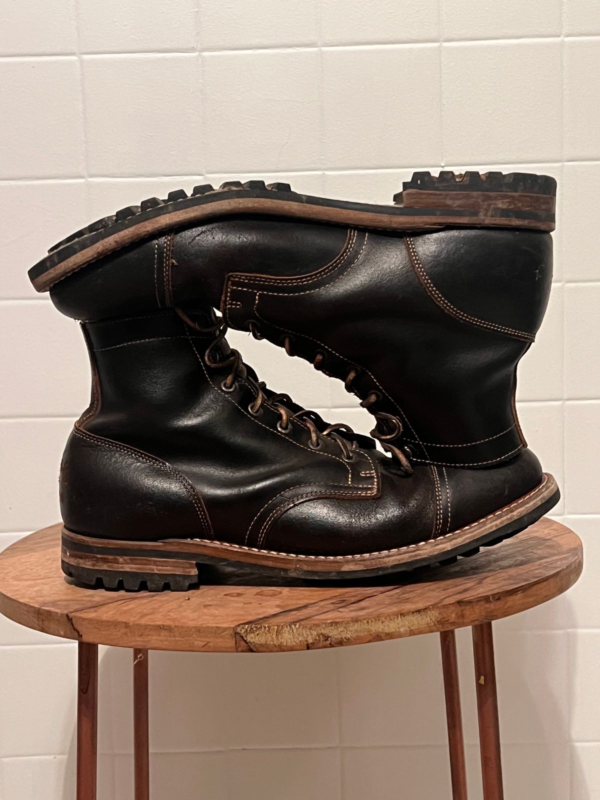 Photo by dandandan on January 6, 2026 of the Truman Cap Toe Boot in Horween Java Waxed Flesh.