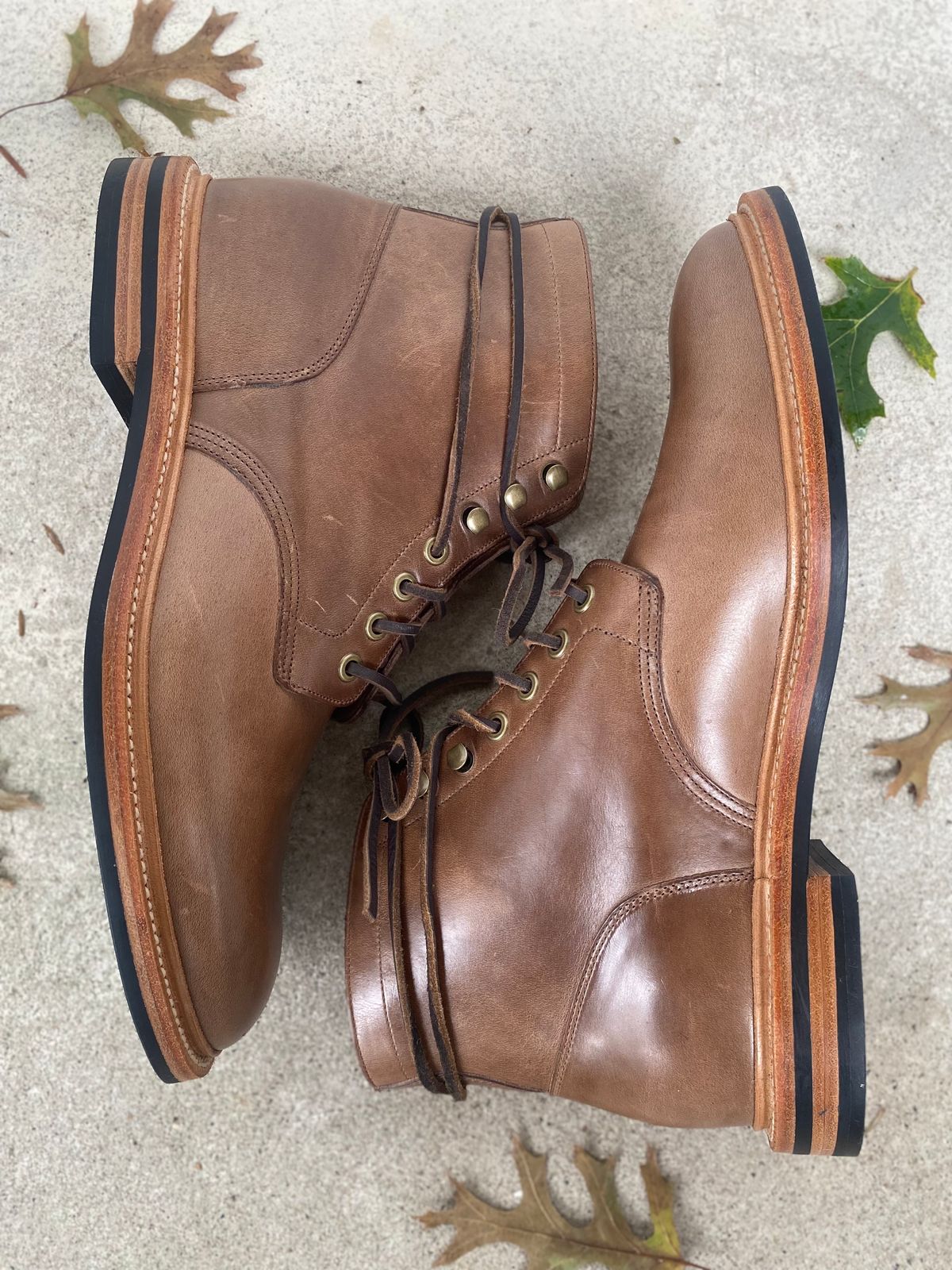 Photo by dandandan on October 1, 2022 of the Grant Stone Diesel Boot in Horween Dune Chromexcel.