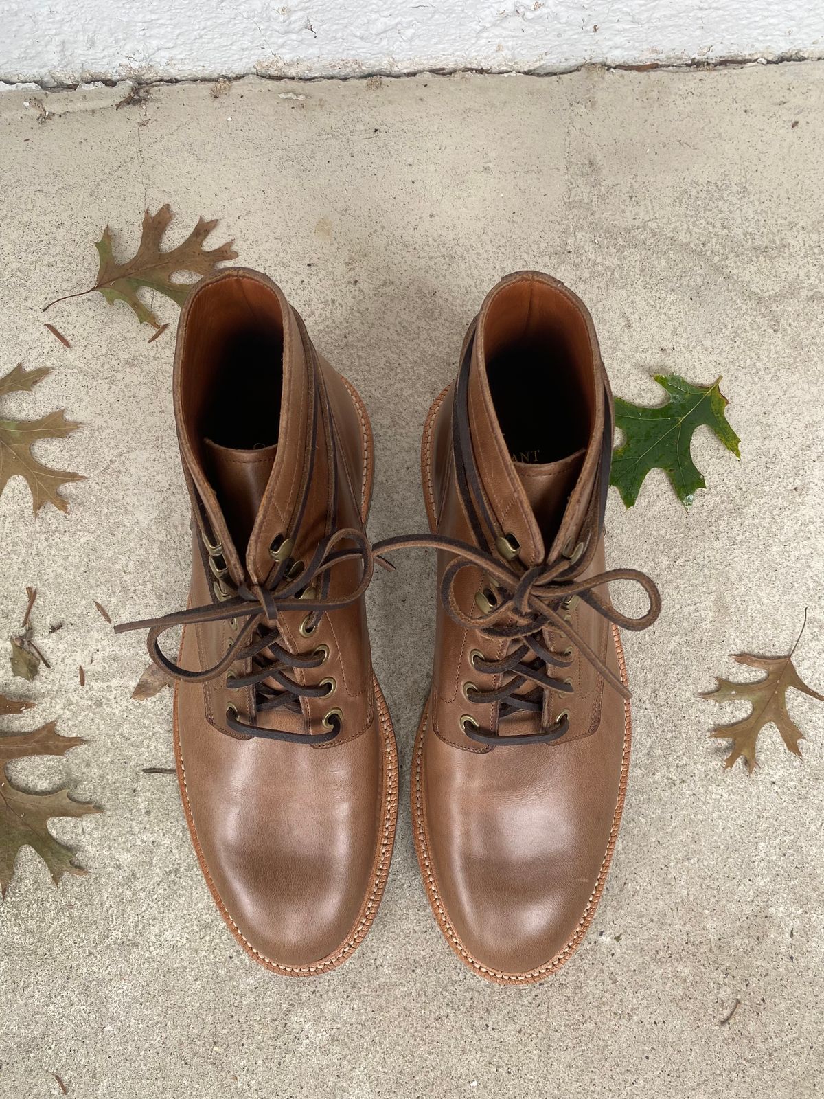 Photo by dandandan on October 1, 2022 of the Grant Stone Diesel Boot in Horween Dune Chromexcel.