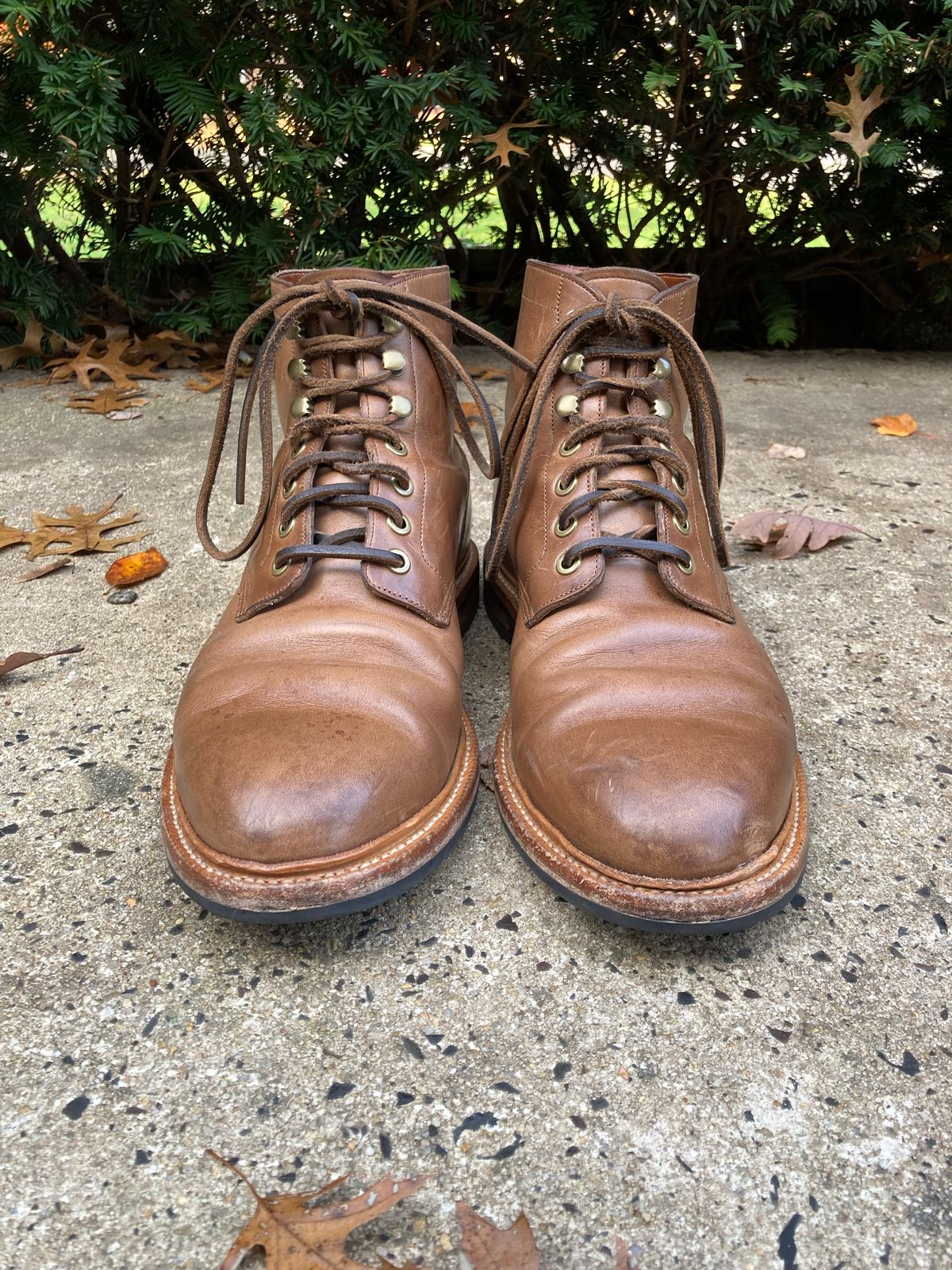 Photo by dandandan on November 5, 2022 of the Grant Stone Diesel Boot in Horween Dune Chromexcel.