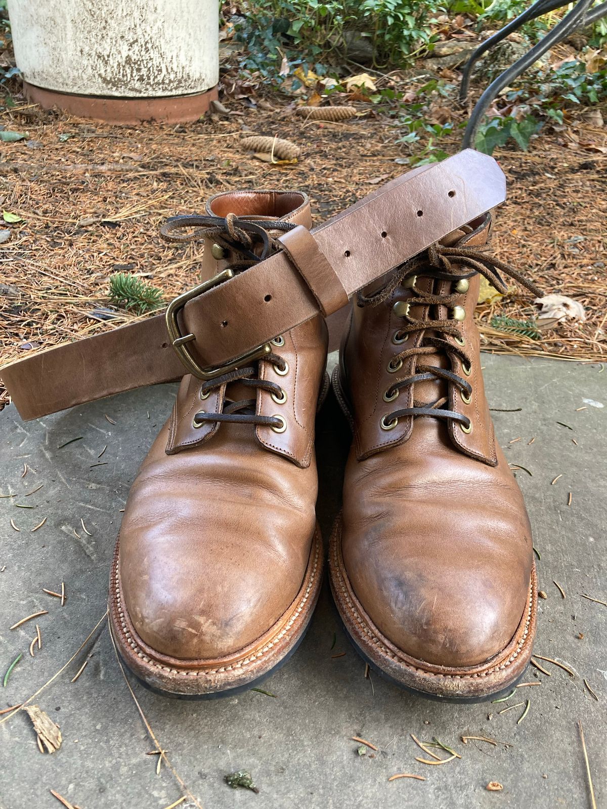 Photo by dandandan on December 4, 2022 of the Grant Stone Diesel Boot in Horween Dune Chromexcel.