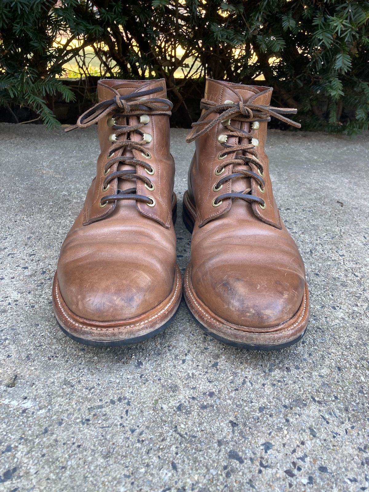 Photo by dandandan on February 4, 2023 of the Grant Stone Diesel Boot in Horween Dune Chromexcel.