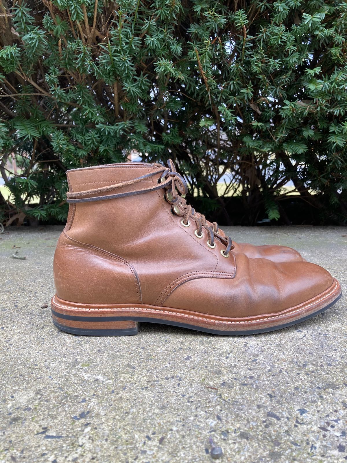 Photo by dandandan on March 4, 2023 of the Grant Stone Diesel Boot in Horween Dune Chromexcel.