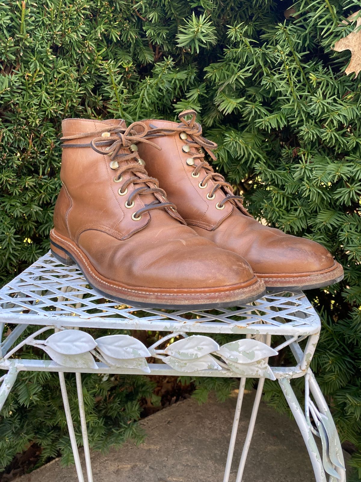 Photo by dandandan on April 4, 2023 of the Grant Stone Diesel Boot in Horween Dune Chromexcel.