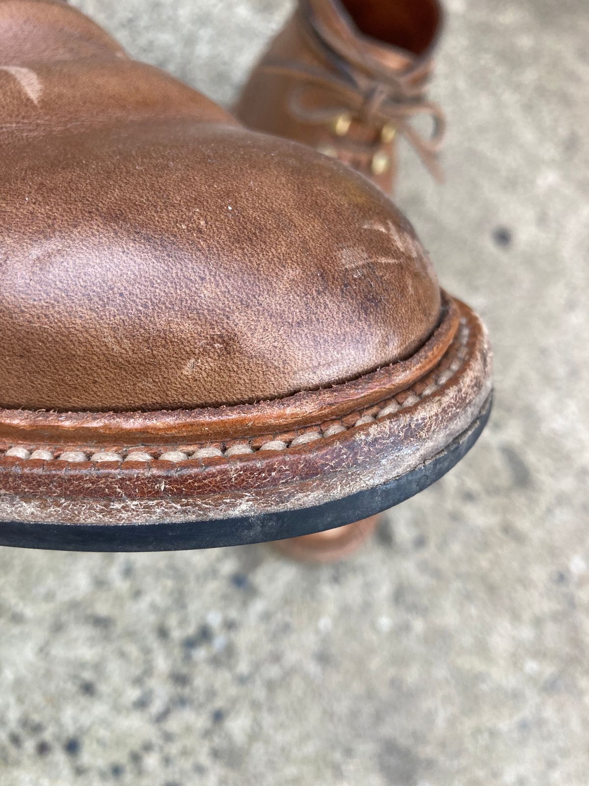 Photo by dandandan on April 5, 2023 of the Grant Stone Diesel Boot in Horween Dune Chromexcel.
