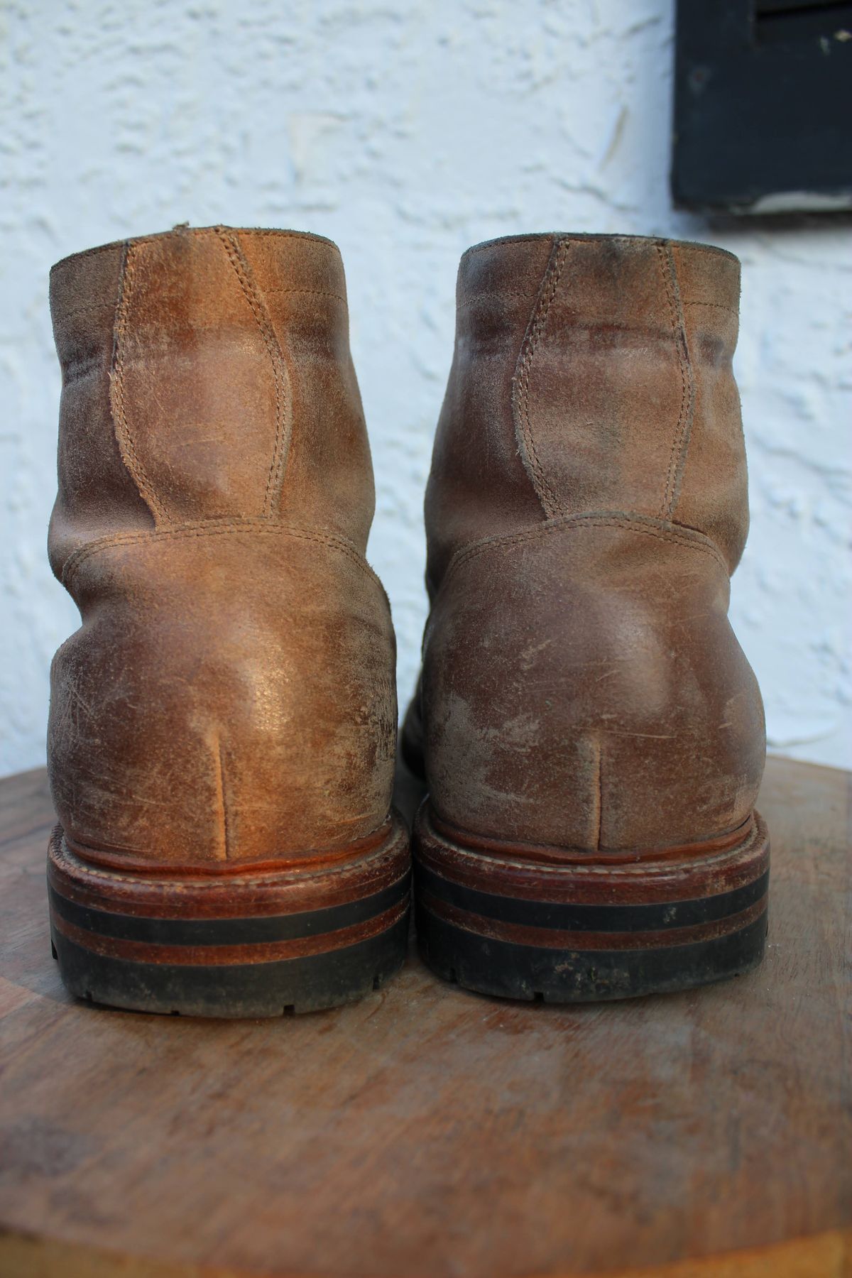 Photo by dandandan on November 5, 2023 of the Grant Stone Diesel Boot in C.F. Stead Natural Waxy Commander Suede.