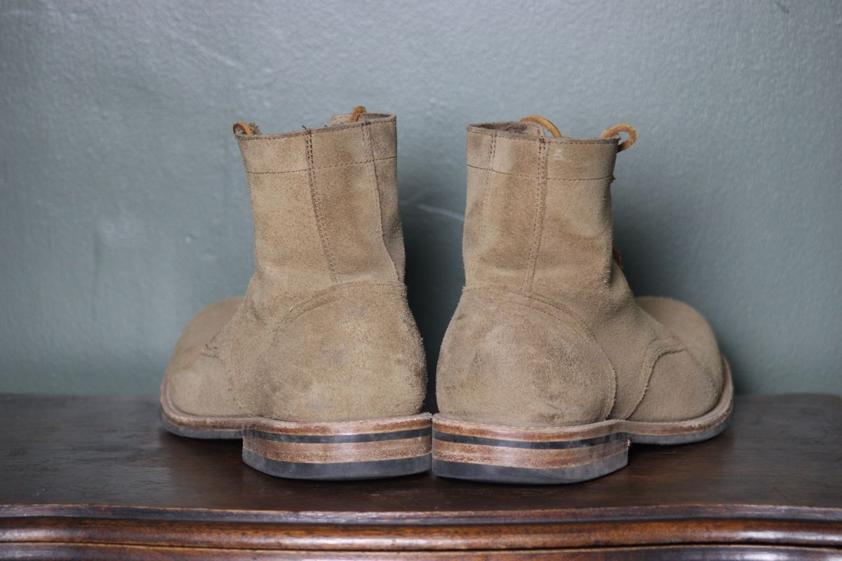 Photo by dandandan on November 6, 2024 of the Oak Street Bootmakers Trench Boot in Horween Natural Chromexcel Roughout.
