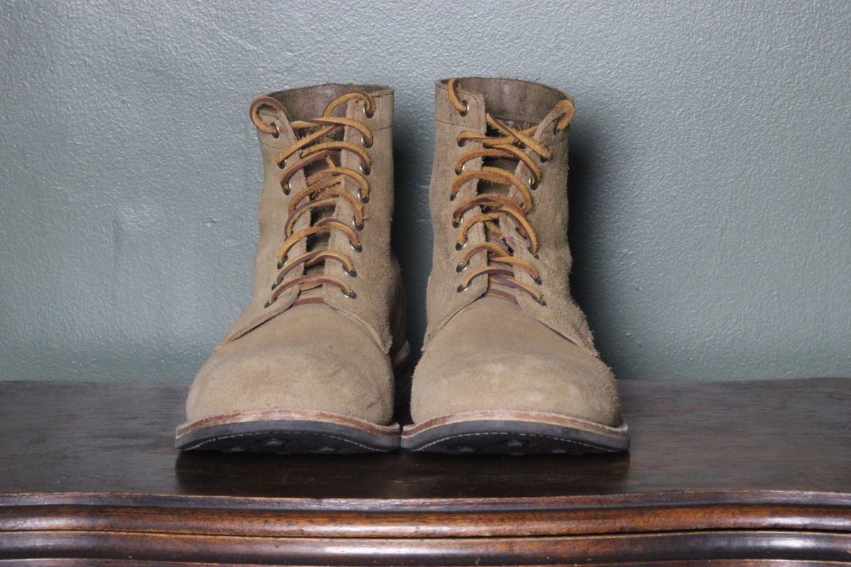 Photo by dandandan on November 6, 2024 of the Oak Street Bootmakers Trench Boot in Horween Natural Chromexcel Roughout.