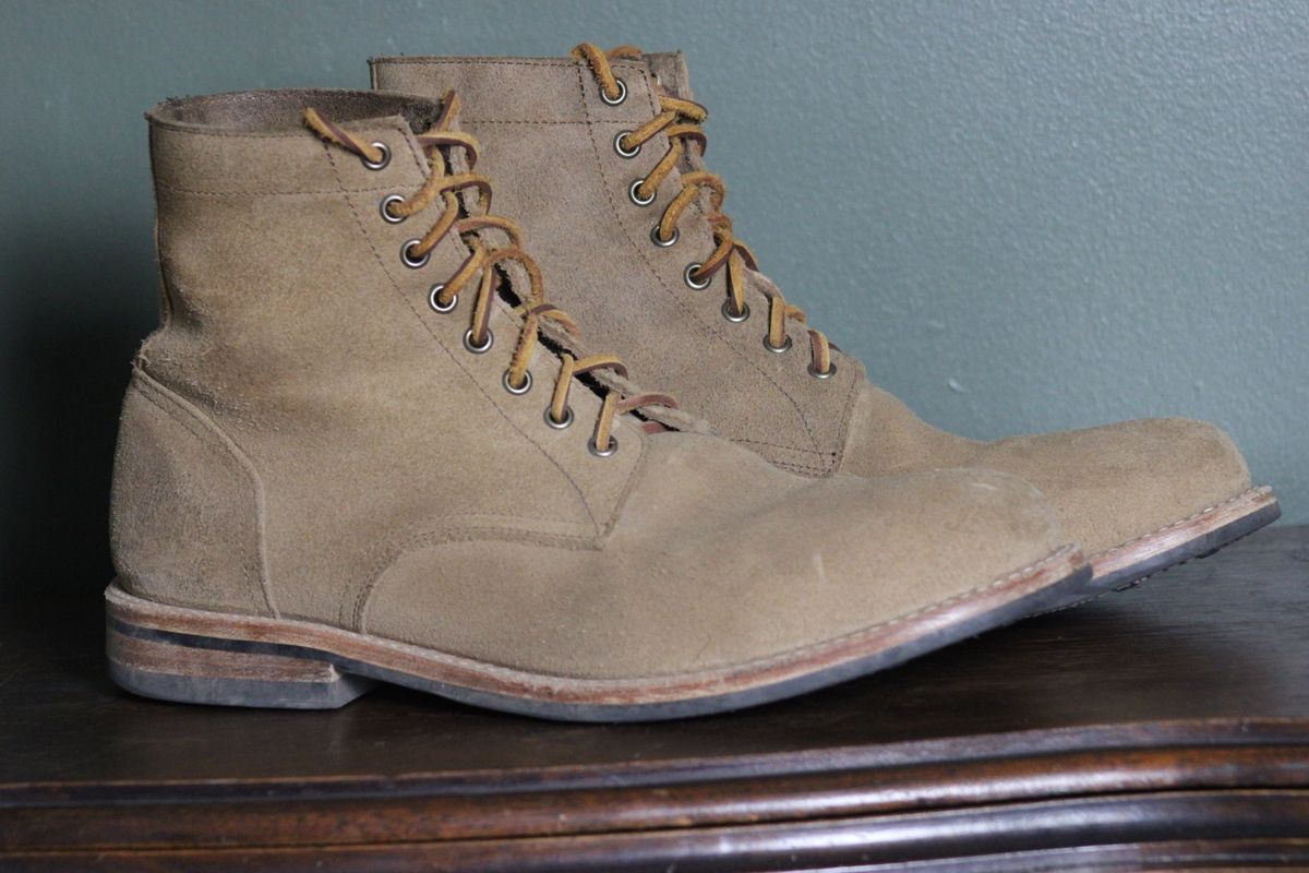 Photo by dandandan on November 6, 2024 of the Oak Street Bootmakers Trench Boot in Horween Natural Chromexcel Roughout.