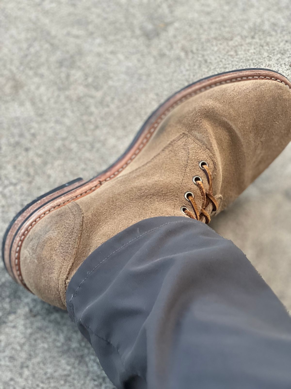 Photo by dandandan on December 30, 2024 of the Oak Street Bootmakers Trench Boot in Horween Natural Chromexcel Roughout.