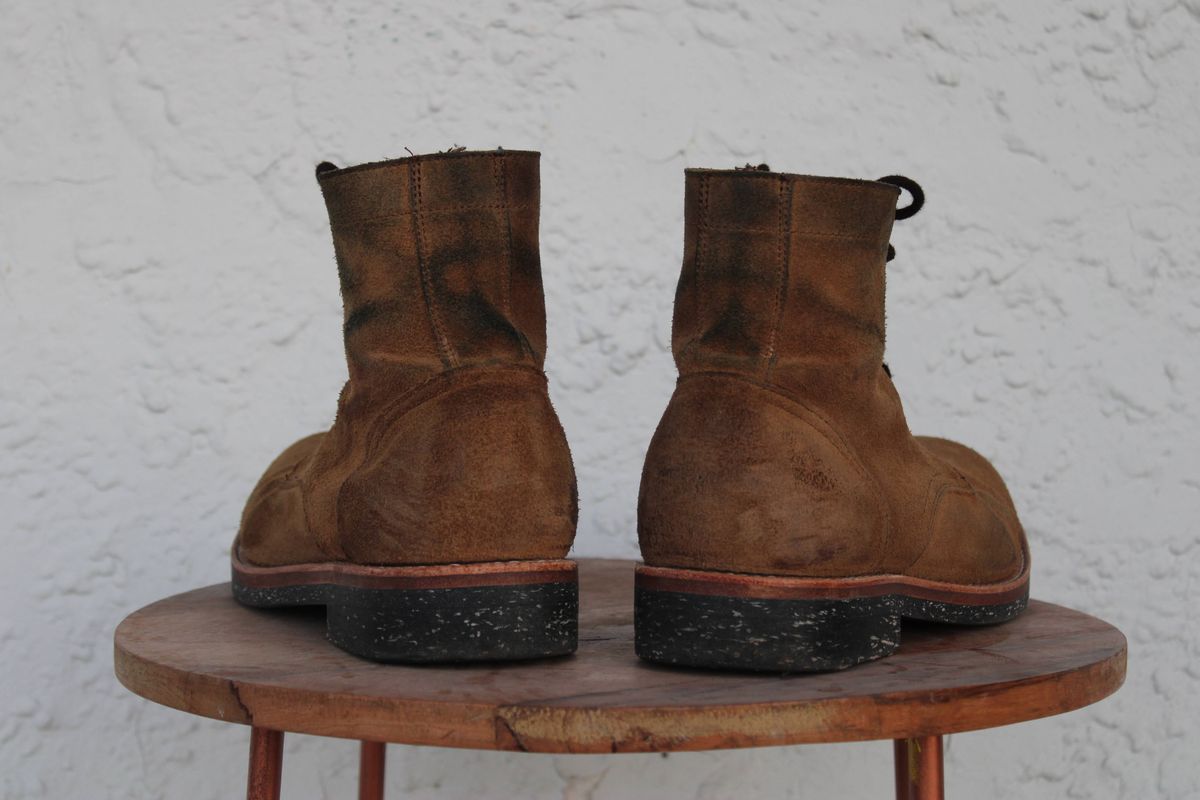 Photo by dandandan on March 1, 2026 of the Oak Street Bootmakers Trench Boot in Horween Natural Chromexcel Roughout.