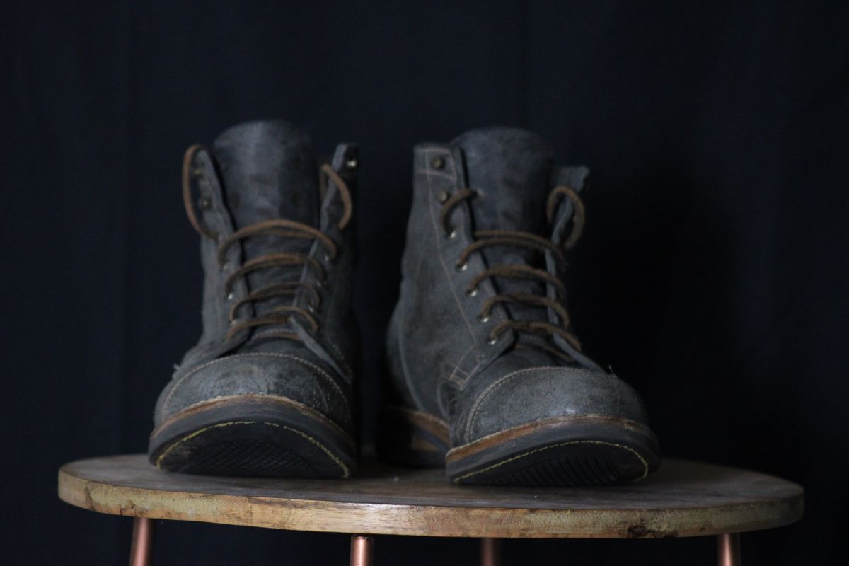 Photo by dandandan on January 1, 2025 of the Truman Cap Toe Boot in C. F. Stead Smokey Gray Waxy Mohawk.