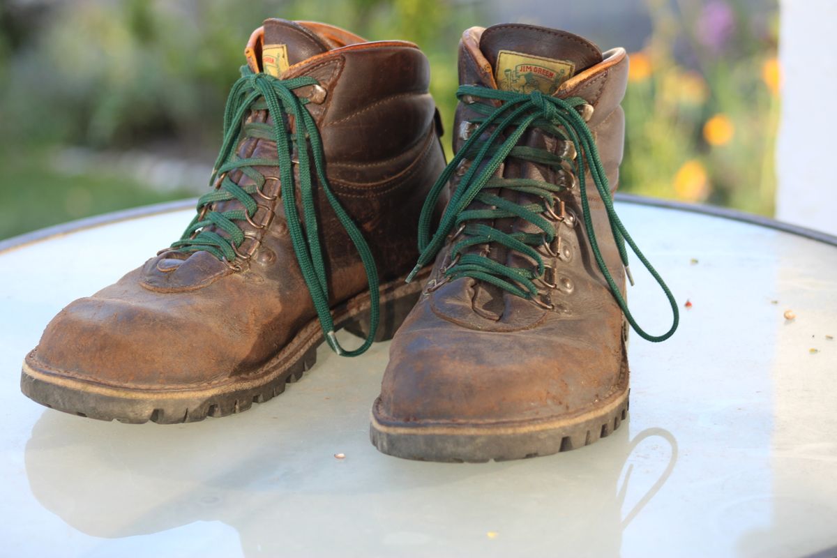 Photo by dandandan on August 30, 2025 of the Jim Green Razorback in Brown Full Grain.